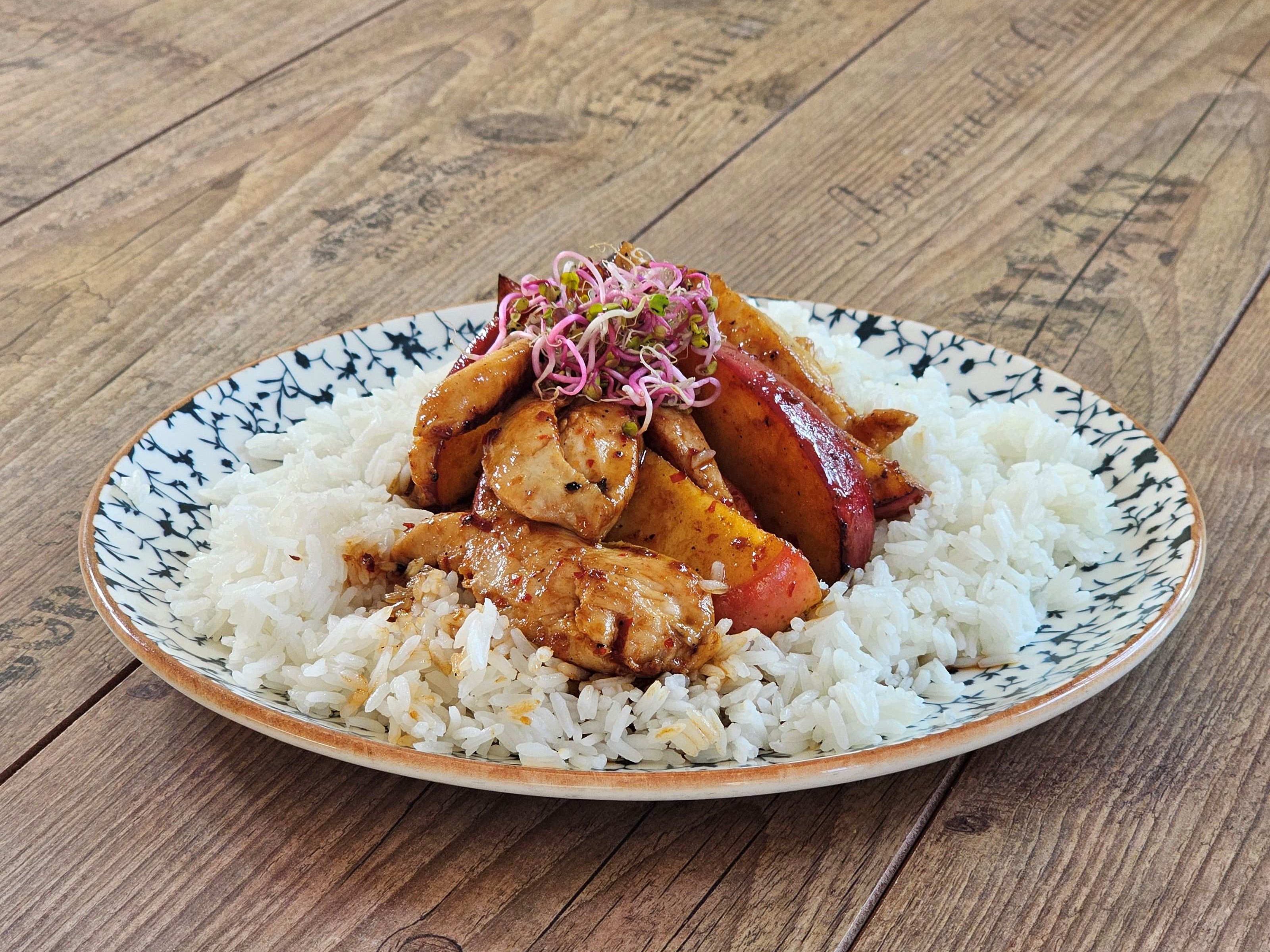 Fahéjas almás csirkemell